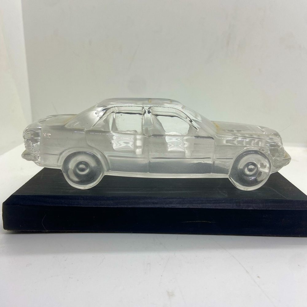 Hofbauer crystal glass car